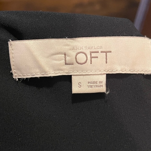 Ann Taylor LOFT Blouse - Picture 6 of 6